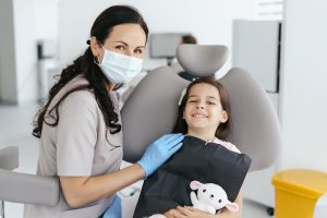 como eliminar el miedo de los niños al dentista